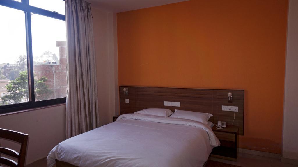 Aryal International Hotel Káthmándú Pokoj fotografie